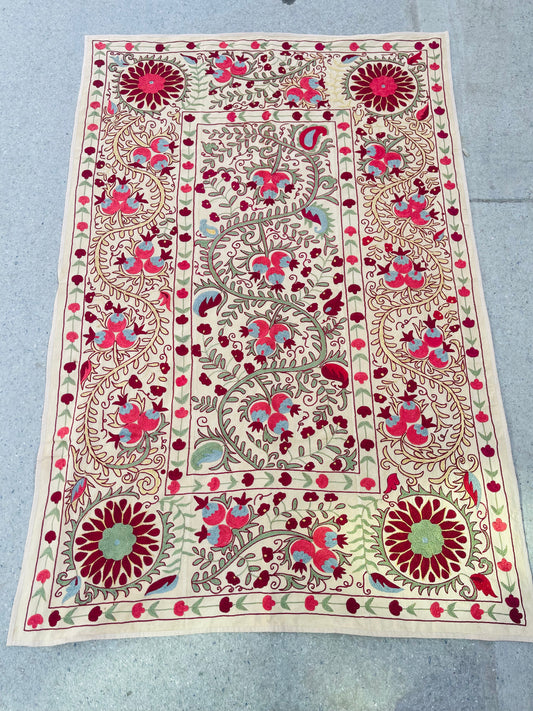 Handmade Silk Suzani Embroidery

Beautiful traditional embroidery made by hand with silk threads.
Elegant design, perfect for decorating a table, wall, or home interior.

Size: 6.6 ft × 4.4 ft
A unique and authentic piece of handmade art